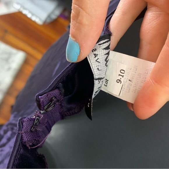 Zum Zum Purple Velvet Detail Criss Cross Open Back Prom Dress Gown size 11 / 12 - Picture 10 of 10